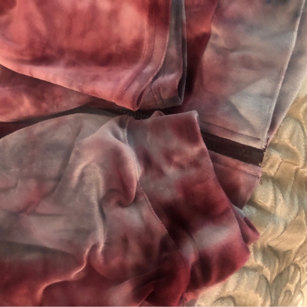 French Laundry Tie-Dye Velvet Hoodie and Joggers — Burgundy, Pink, Gray - Picture 6 of 8